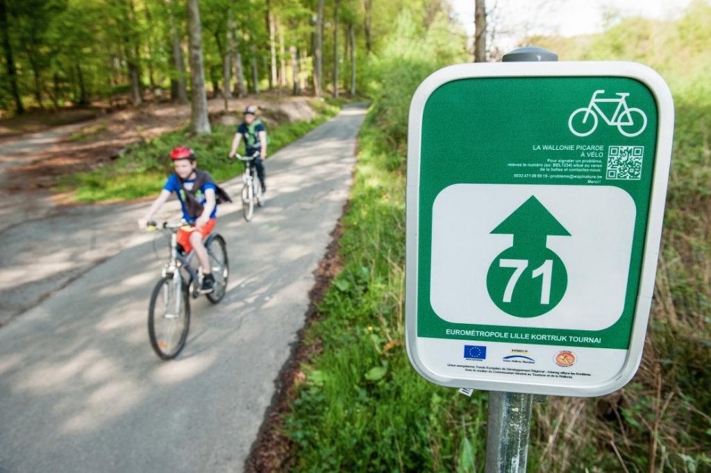 Un réseau points-noeuds en construction à Fleurus